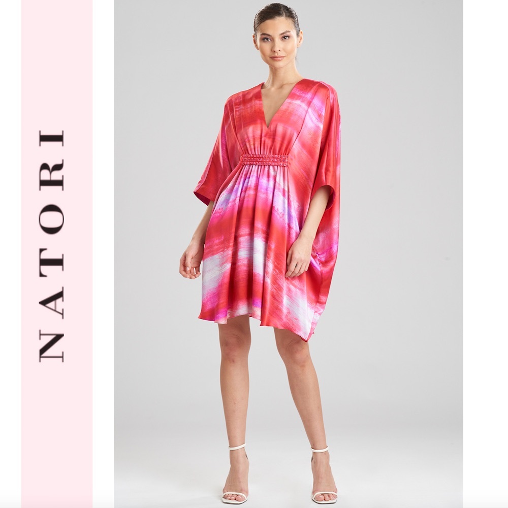 JOSIE NATORI
YORIKO SILK SHORT CAFTAN